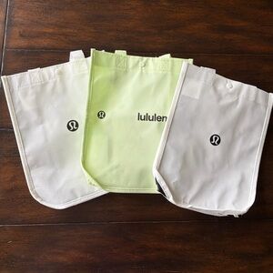 Bundle of Lululemon Reusable Tote Bags